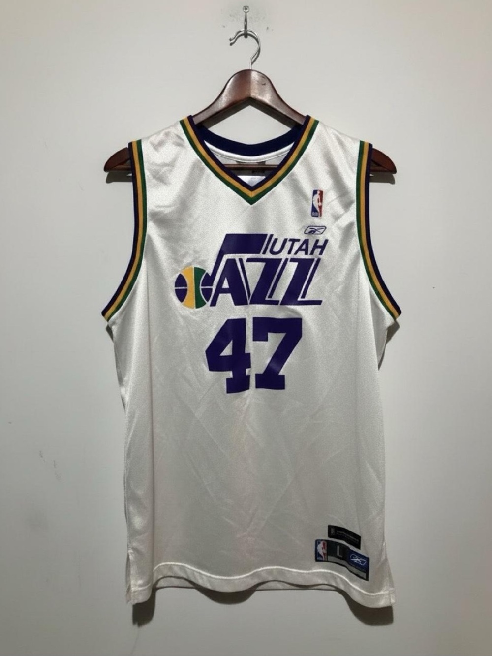 Y2K Reebok 2002-06 Utah Jazz
 Andrei Kirilenko White & Purple Jersey Men’s L